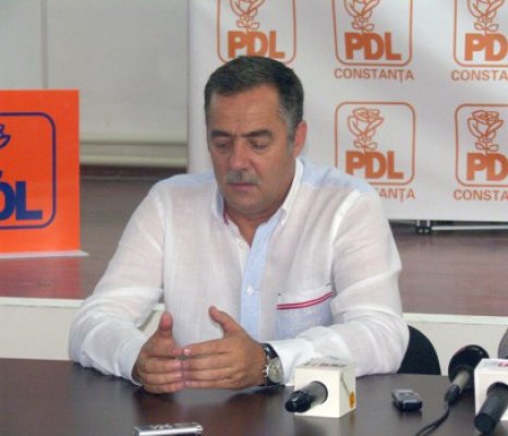 Cezar Preda: Elena Udrea să decidă - PDL sau Mişcarea Populară